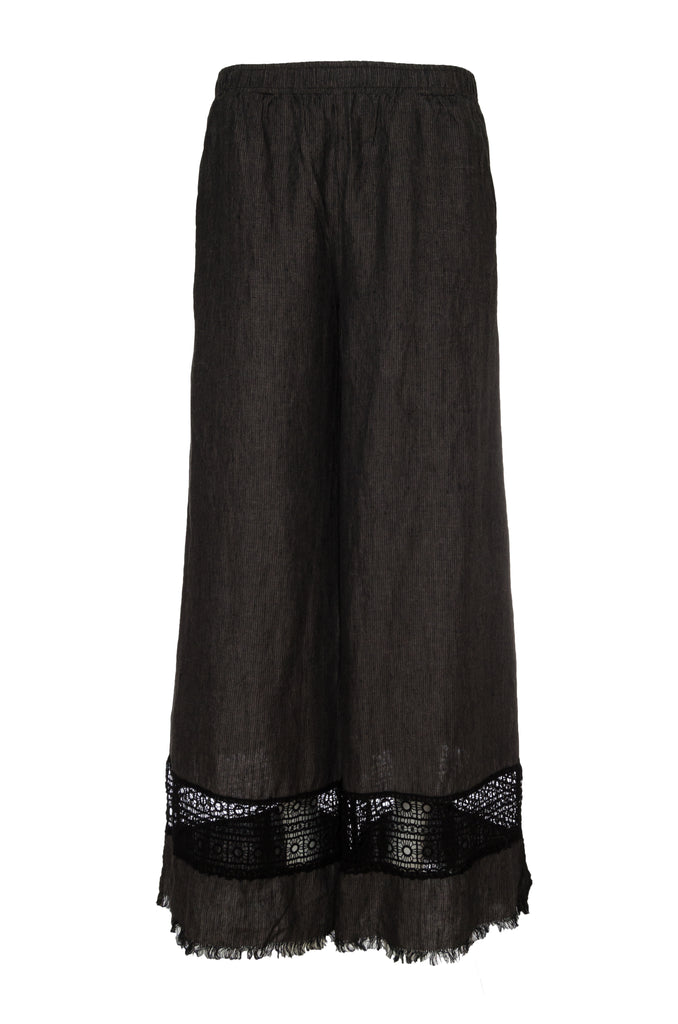 The Capri Lace Linen Pants in black.