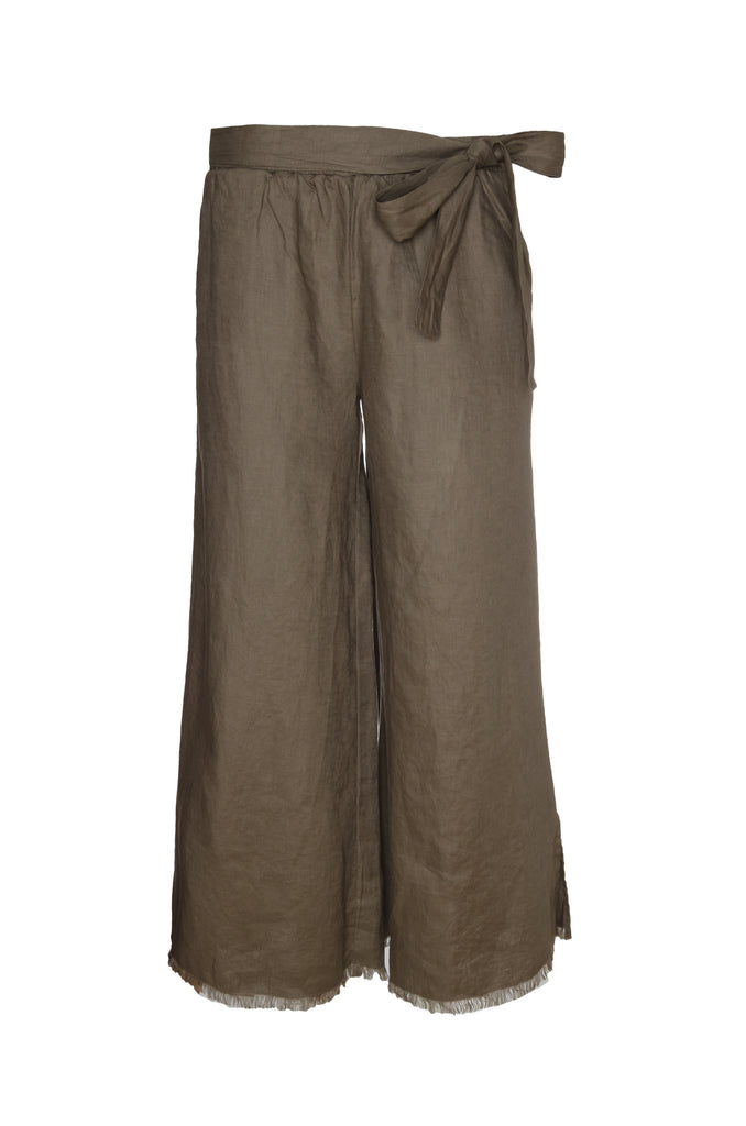 The Wide Leg Linen Belted Pants in grey.